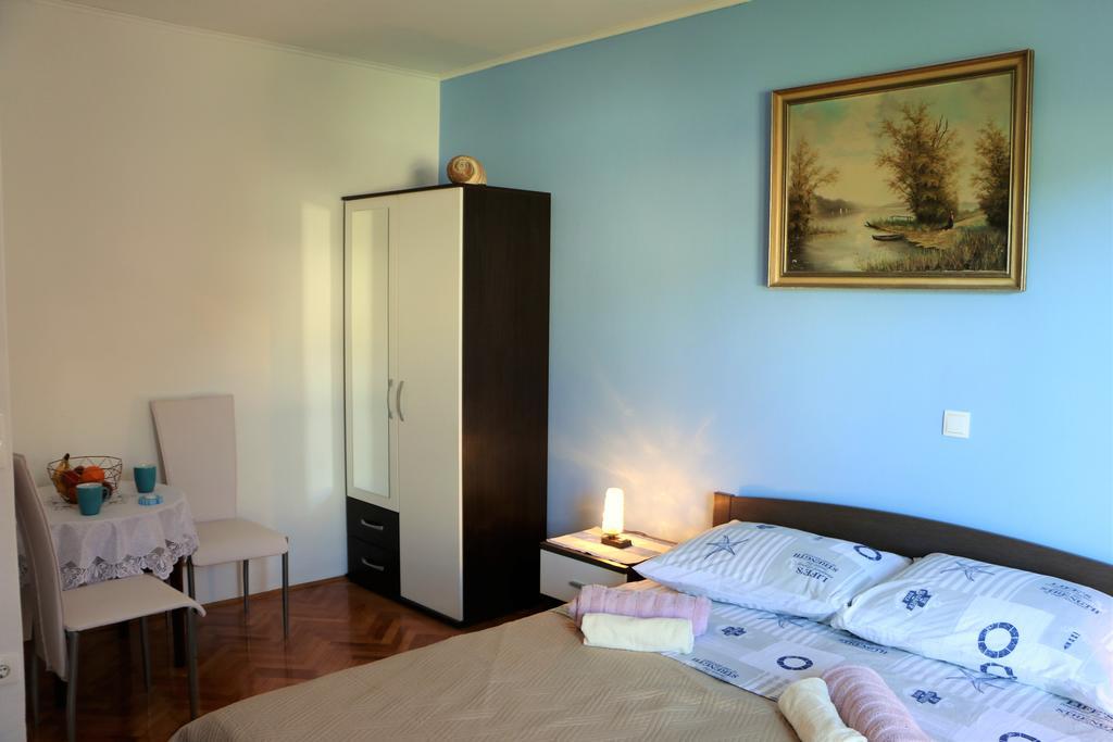 ילסה Apartments Milatic מראה חיצוני תמונה