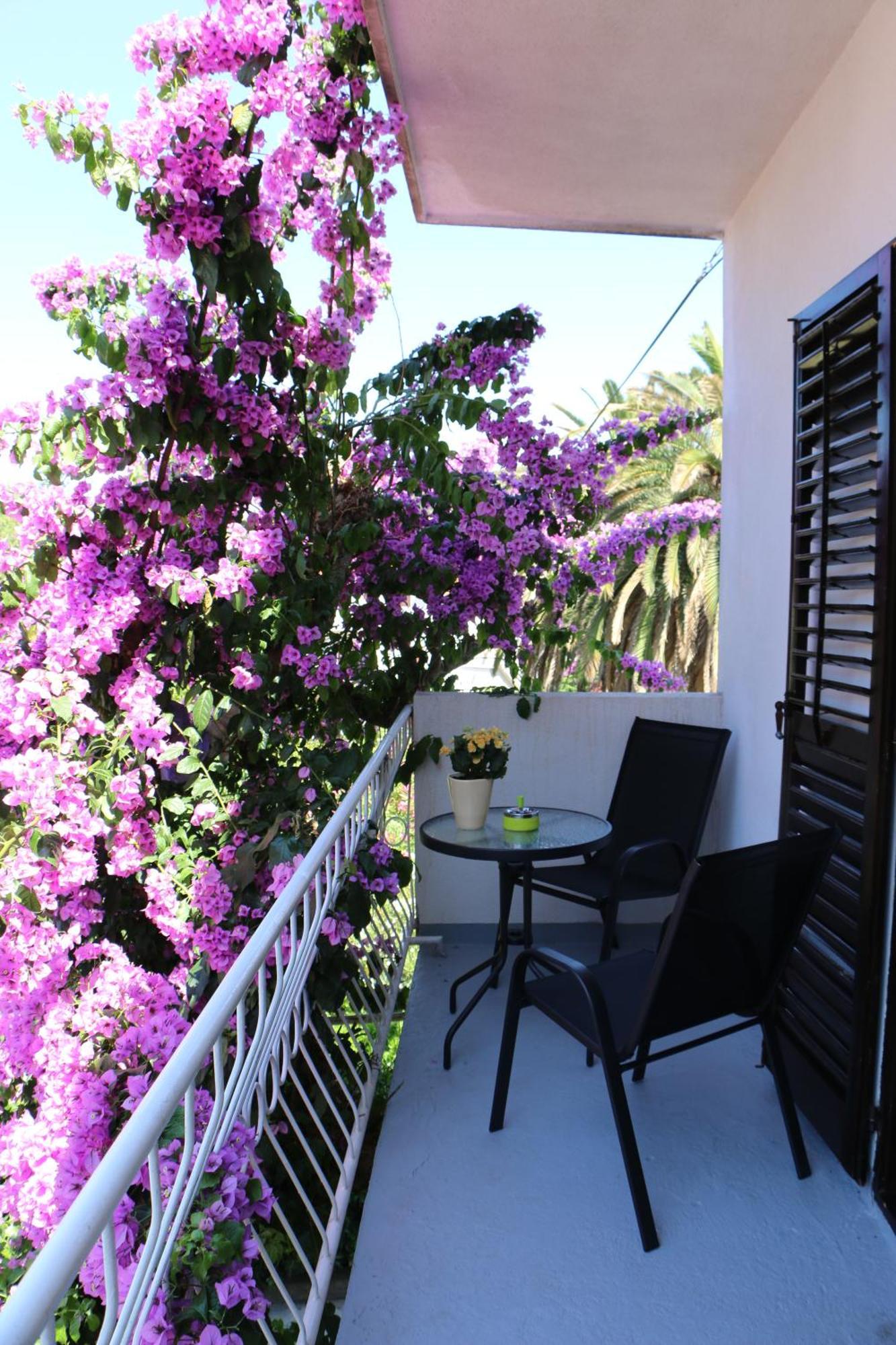 ילסה Apartments Milatic מראה חיצוני תמונה