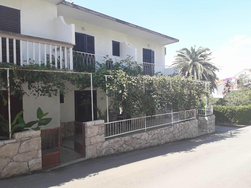 ילסה Apartments Milatic מראה חיצוני תמונה